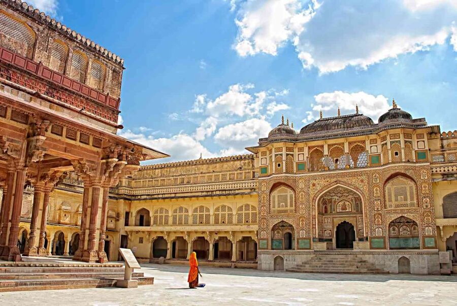06 Days Golden Triangle Tour with Ranthambore Safari - The private-car format and the human side of the trip