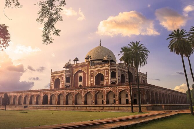 1 Day Delhi and 1 Day Agra Tour by Car - All inclusive Tour - Day one begins with Old Delhi at 9:00 AM