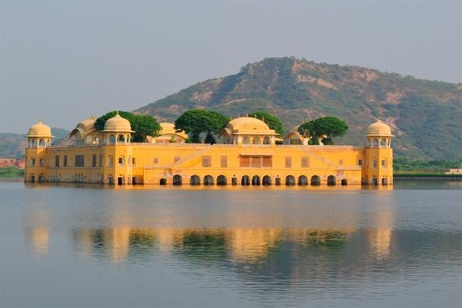 1-Day Private Agra and Jaipur Tour from Delhi - Hawa Mahal, Jaipur’s famous facade
