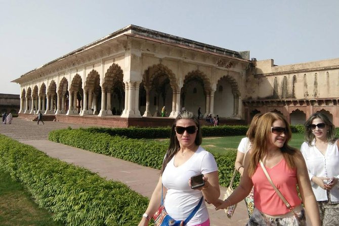 1-Day Private Tour to Agra with 3 UNESCO world Heritage from Delhi by Train - Agra Fort and its view toward the Taj