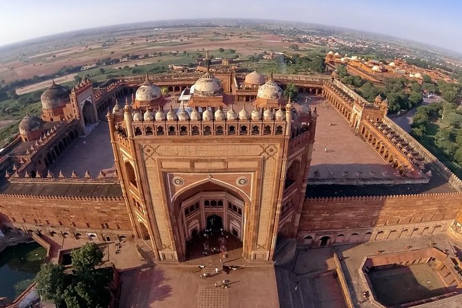 1-Day Private Tour to Agra with 3 UNESCO world Heritage from Delhi by Train - Lunch, then the long ride to Fatehpur Sikri