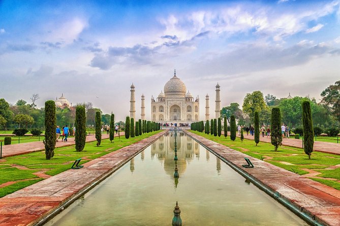 1-Day Private Tour to Agra with 3 UNESCO world Heritage from Delhi by Train - Returning to Delhi by rail