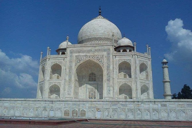 1-Day Private Tour to Agra with 3 UNESCO world Heritage from Delhi by Train - The Taj Mahal between 9:50 and 11:20