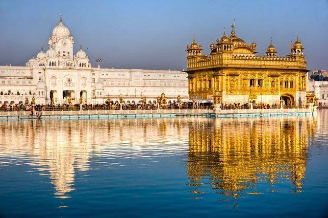 1-Day Trip to Golden Temple,Amritsar from Delhi with Both side Commercial Flight - Key points at a glance