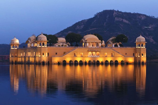 1 Day Trip to Jaipur by Car From Delhi - Hawa Mahal works best as a quick photo stop
