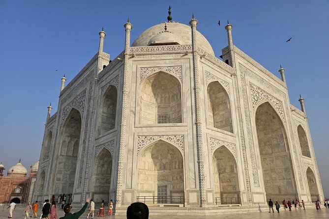 10-Day Private Golden Triangle Tour With Jodhpur Udaipur Pushkar - The private vehicle and guide setup