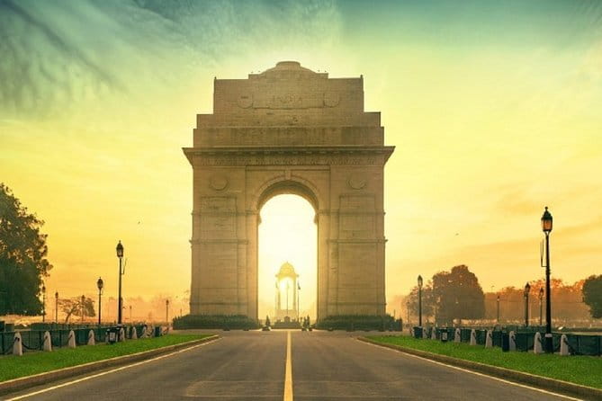 10 Days Private Golden Triangle Tour with Amritsar and Rishikesh - Day 3: Amber Palace and Jaipur’s royal center