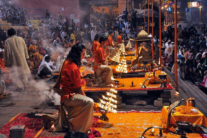 11 Days Golden Triangle & Varanasi With Luxury Accommodation,internal Flights - Delhi leaves room to breathe