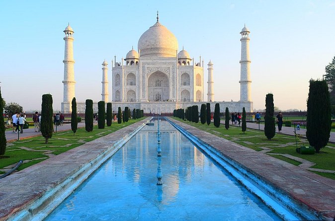12-Days - Splendors of Golden Triangle & Rajasthan - Jaipur brings palaces, screens, and market streets