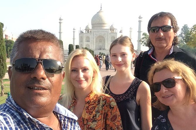 2 Day Private Luxury Golden Triangle Tour to Agra and Jaipur From New Delhi - Jal Mahal and Jaipur’s royal center
