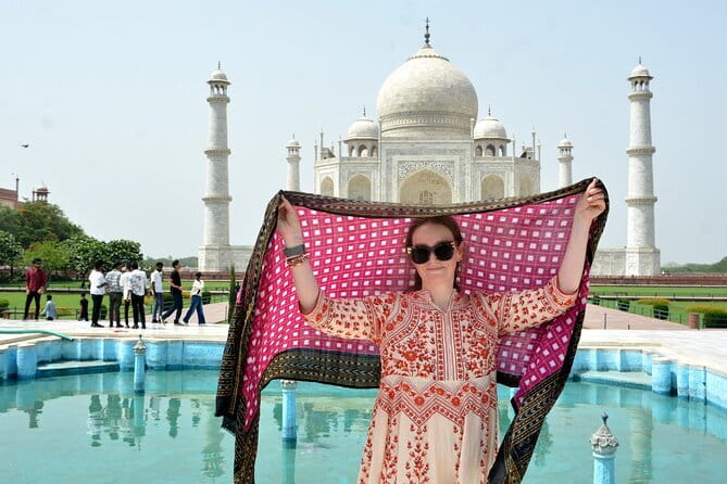 2 Days Overnight Taj Mahal & Agra Tour From Delhi - Fatehpur Sikri, the red sandstone former capital
