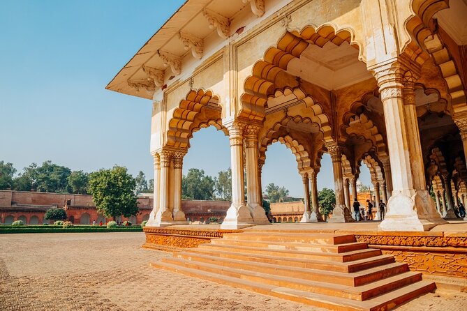 2 Days Private Golden Triangle Tour to Agra and Jaipur From Delhi - Is the $184 price good value?