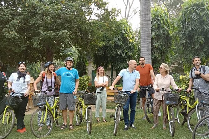 3.5-Hours South Delhi Private Bike Tour with Lodi Art District - From a Sufi Shrine to South Delhi’s Cultural Core