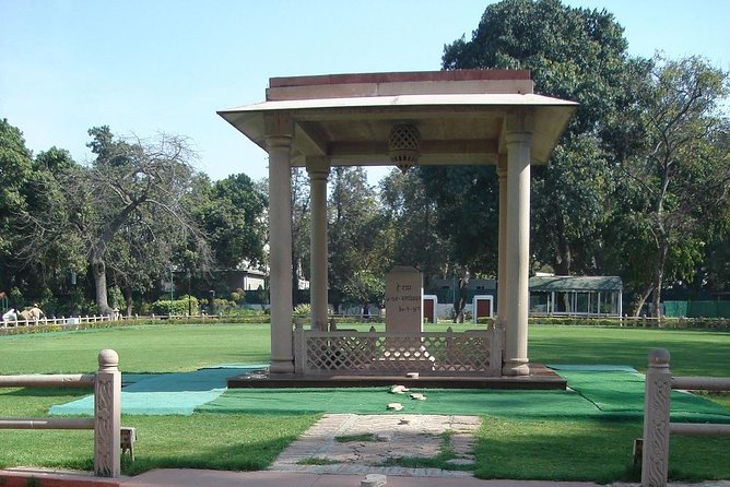 3 Day Luxury Golden Triangle Tour to Agra and Jaipur From Delhi - Cars, guides, meals, and hotel choices