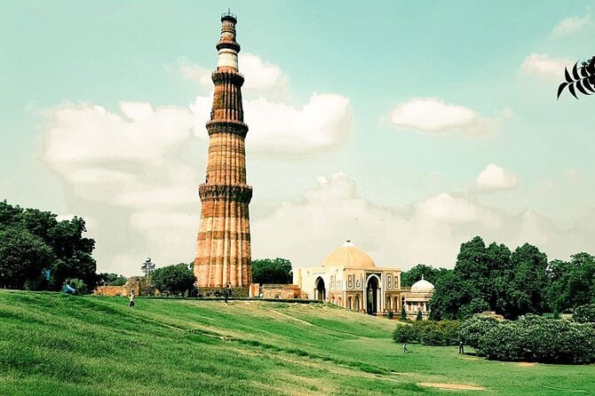 3 Days Luxury Golden Triangle Tour - Old Delhi begins with Jama Masjid and Chandni Chowk