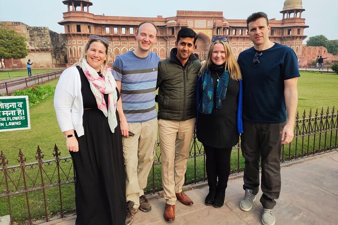 3-Days Luxury Golden Triangle Tour to Agra and Jaipur from Delhi - Guides, cars, and how the pace feels