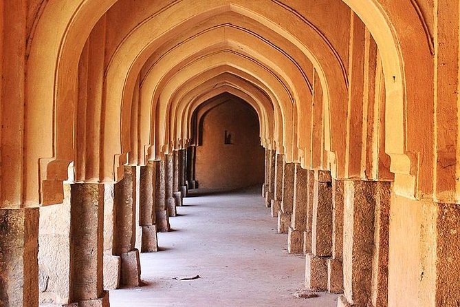 3-Hour Mehrauli Archaeological Park Ruins Walking Tour Delhi - Jamali Kamali: poetry, faith, and decoration