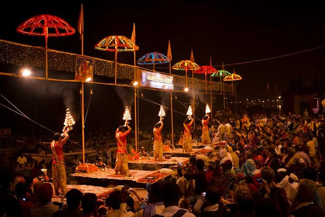 3-Night Private Tour to The Taj Mahal and Agra with Varanasi from Delhi - Rickshaw lanes and the evening aarti