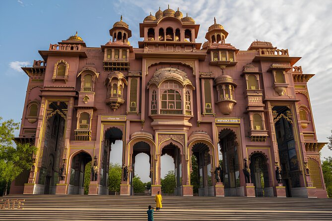 4-Day Delhi, Agra and Jaipur Private Tour - Day Four: Jaipur’s Museum, Patrika Gate, and the Return to Delhi