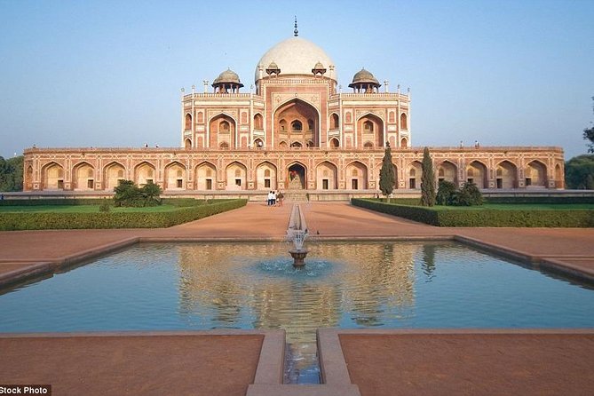 4 Day Golden Triangle Tour with Ranthambore Tiger Safari - Day 2: The Taj Mahal at sunrise, then Agra Fort