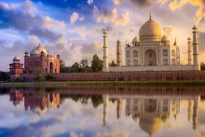 4 Day Golden Triangle Tour with Ranthambore Tiger Safari - Day 4: Jaipur Fort, Jal Mahal, and the long return to Delhi