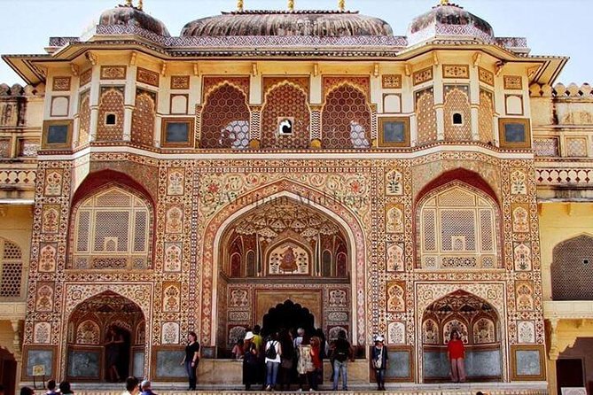 4 Day Golden Triangle Tour with Ranthambore Tiger Tour - Four days, four major stops, and very little spare time