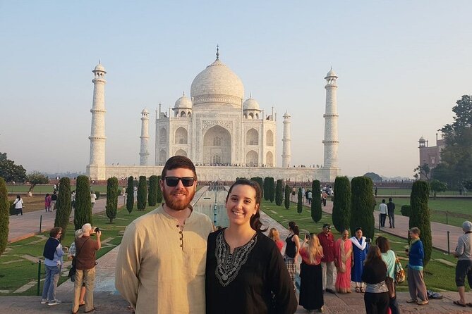 4 Days Private Golden Triangle Tour to Agra and Jaipur from Delhi - Private car choices, hotels, and what the price really covers