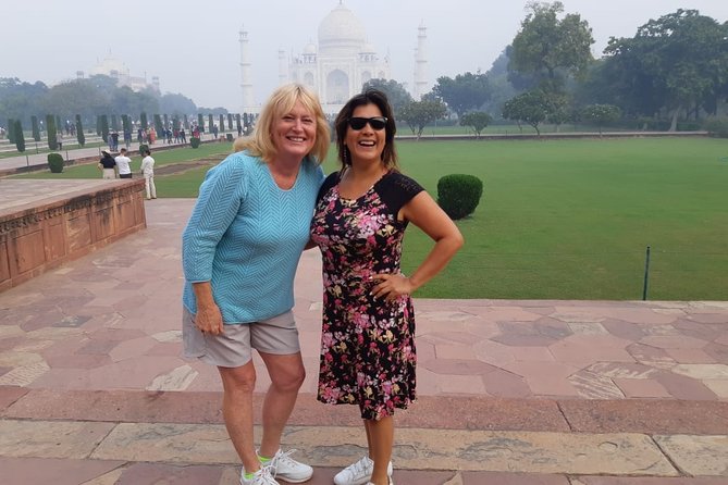 5 Days Golden Triangle Tour from Delhi - Day 3: Jaipur and the grand approach to Amber Fort