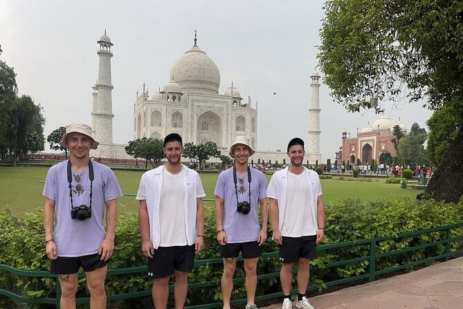 5-Days Luxury Golden Triangle Tour to Agra and Jaipur From Delhi - Day 4: Jaipur’s palaces, observatory, forts, and stepwell
