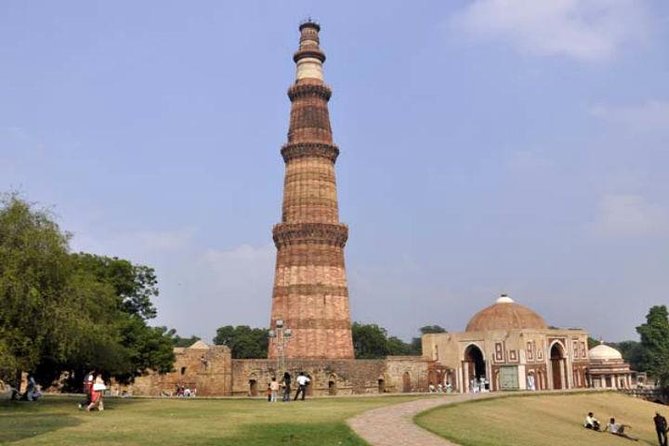6-Day Golden Triangle Tour to Jaipur and Agra from Delhi - The Jaipur to Agra drive includes Fatehpur Sikri