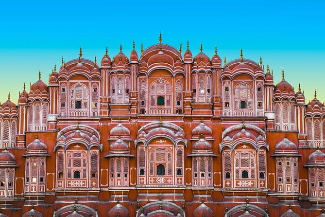 6-Day Golden Triangle Tour with Ranthambore Tiger Safari - Sunrise at the Taj Mahal and the road to Jaipur