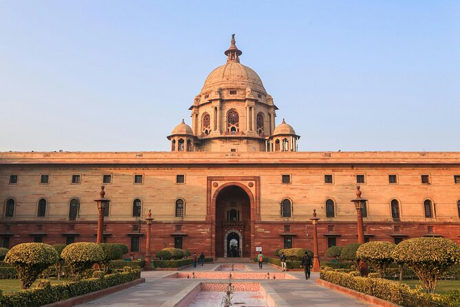 6-Day Private Tour of Delhi, Agra, Jaipur, and Varanasi from Delhi - Hotels, meals, vehicles, and comfort