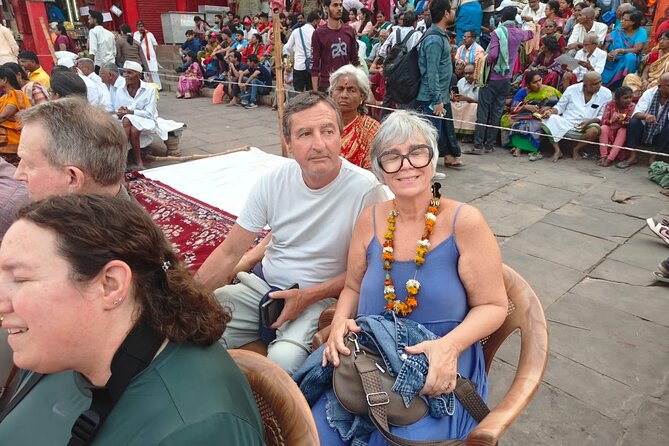6-Day Rishikesh & Haridwar Spiritual Tour from Delhi - Day 2: Ashrams, bridges, and Rishikesh’s sacred riverfront