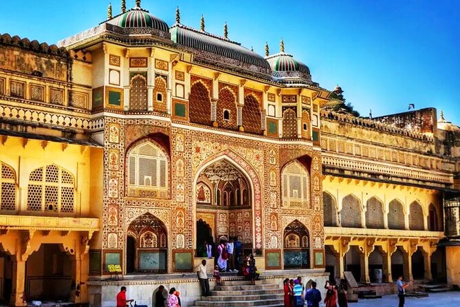 7 Day Golden Triangle Private Heritage and Varanasi Tour - Day 6: Dawn on the Ganges and Varanasi culture
