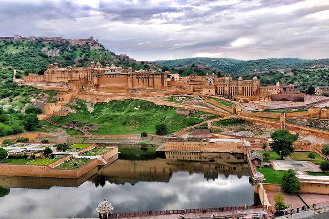 7 Day Golden Triangle Private Heritage and Varanasi Tour - Day 7: Delhi’s grand finale