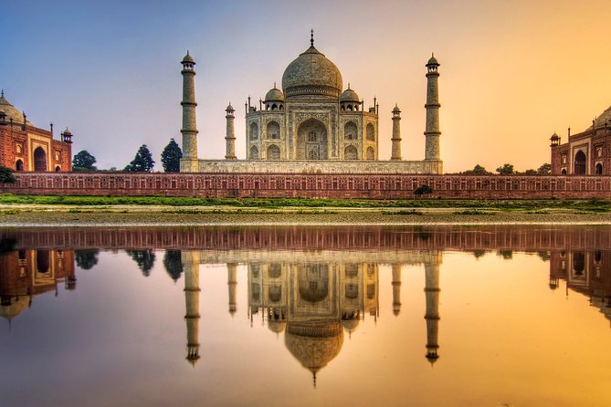 7 Day Golden Triangle Tour with Ranthambore Tiger Tour - A 5:45 AM Taj Mahal visit rewards the early alarm