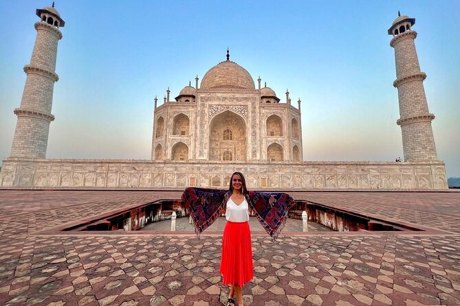7-Days Private Golden Triangle with Pushkar Yoga Spiritual Tour - Day 4: Taj Mahal sunrise, Fatehpur Sikri, and the road to Jaipur
