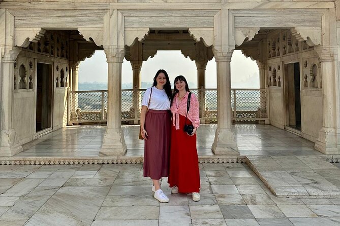 7-Days Private Golden Triangle with Pushkar Yoga Spiritual Tour - Day 5: Jaipur’s palaces and precise astronomy