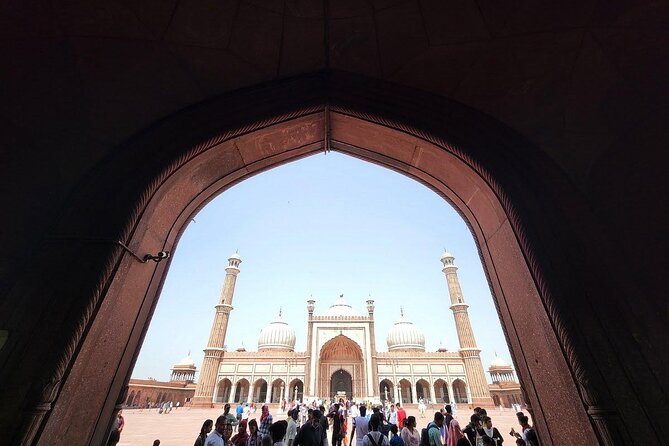 7 Days Private Tour to New Delhi, Agra, and Jaipur - Day 3: the long road to Agra and three major monuments