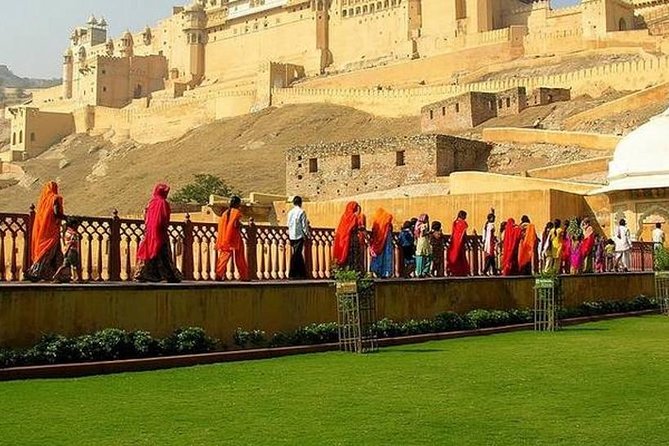 8-Day Golden Triangle & Rajasthan Private Tour from Delhi - Day three: Jaipur’s forts, palace, and astronomical instruments