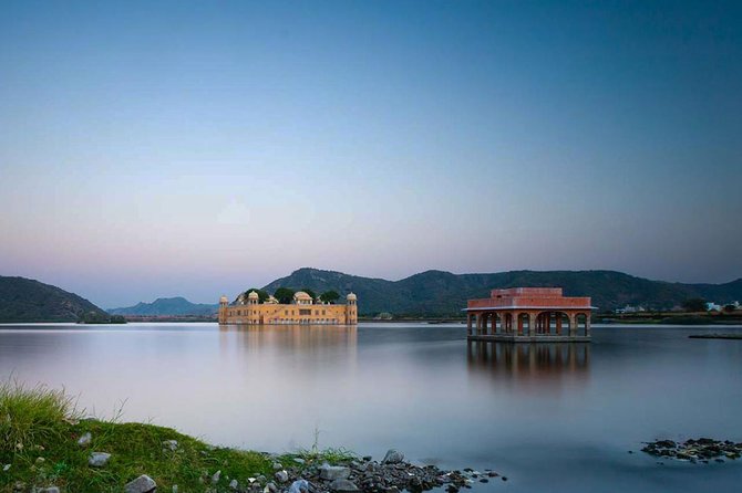 8 Days Delhi Agra Ranthambore Udaipur Jaipur Delhi Tour(Taj, Tigers & Lakes) - Day 5: Udaipur’s palaces, temple, and Lake Pichola