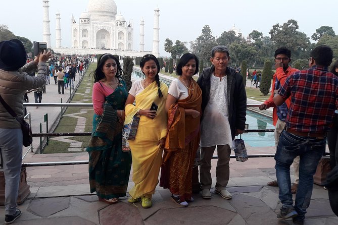 Agra private day tour by car from Delhi to Delhi - The Taj Mahal: two hours with the main attraction