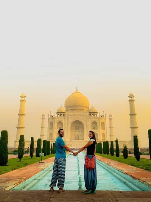 Agra: Private Sightseeing Half-Day Tour with Guide by Car - Should you book it?