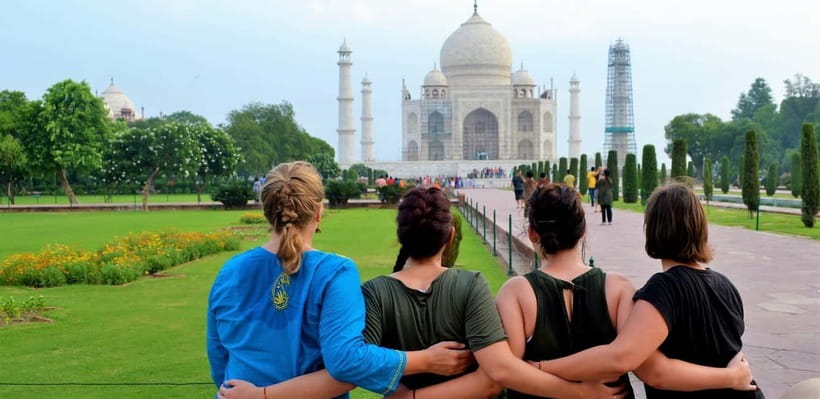Agra: Skip-the-Line Taj Mahal & Agra Fort Tickets + Add-Ons - A guide can add context, with one clear warning