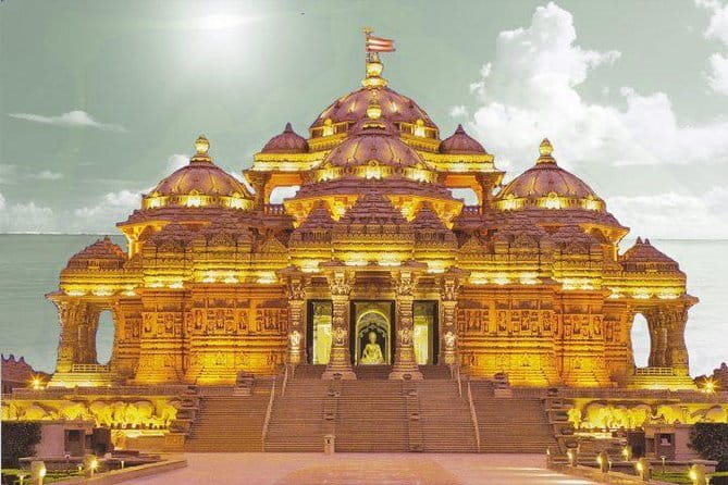 Akshardham Temple Exhibition, light and Water show With Transfers - Reading the temple through stone carving
