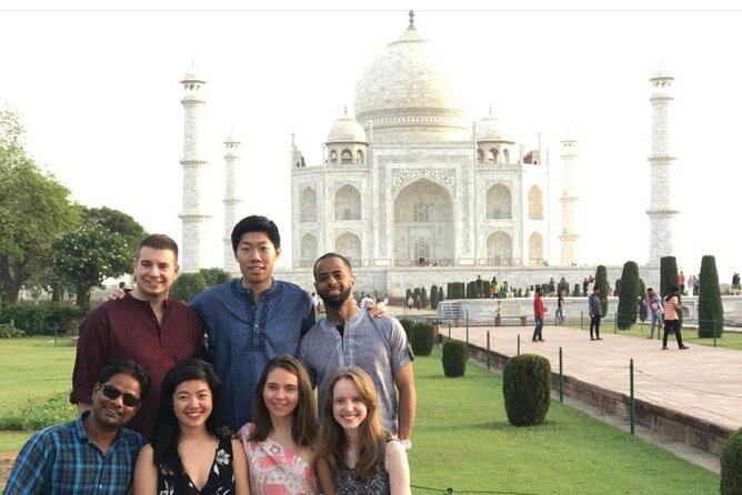 All Inclusive Day Trip to Taj Mahal, Agra Fort from Delhi by Car - Seeing the Taj Mahal with a local guide