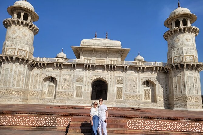 All Inclusive Delhi to Agra and Jaipur 3 Day Golden Triangle Tour - Fatehpur Sikri on the road to Jaipur