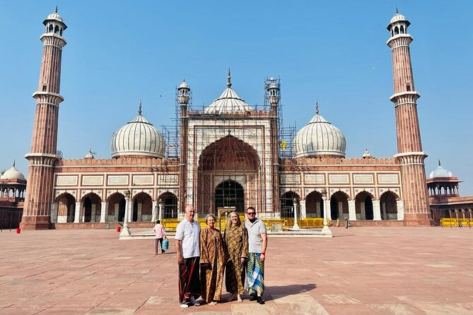 All Inclusive Full Day Old and New Delhi Tour with Entrance - Khari Baoli, where Delhi smells like a spice box