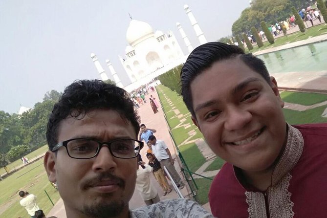 All Inclusive Luxury Taj Mahal Tour from Delhi by Express Train - Three hours at the Taj Mahal