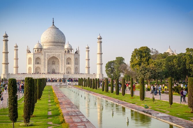 All Inclusive Private Taj Mahal Luxury Tour from Delhi by Car - Agra Fort and the Mughal story